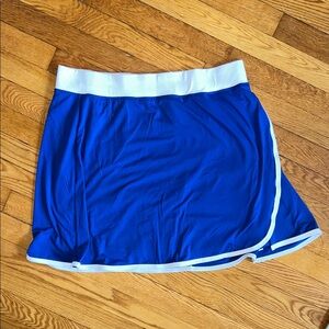 Cuddl Duds Blue and White Skort